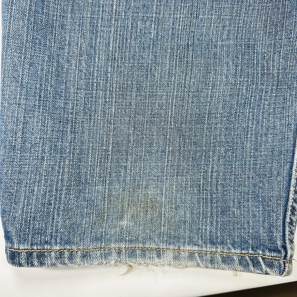 Levi's 550 Relaxed Fit Jeans Men's 44x30‎ Blue Denim Straight Leg Distressed Hem - Picture 11 of 11